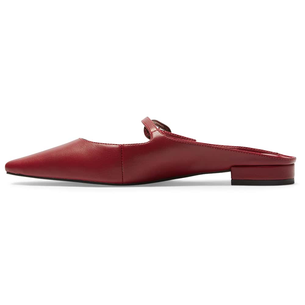 Bacall Flat in Red Smooth