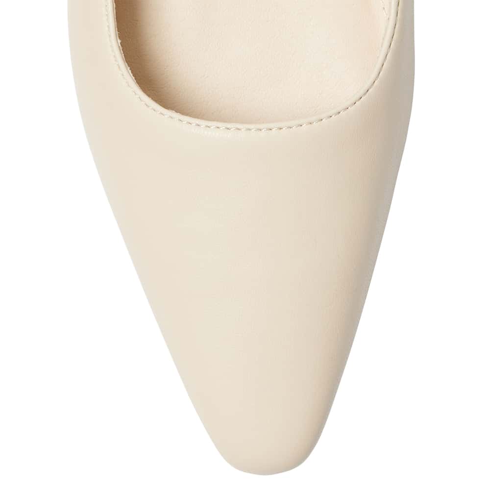 Bianca Ballet Flat in Nude Smooth