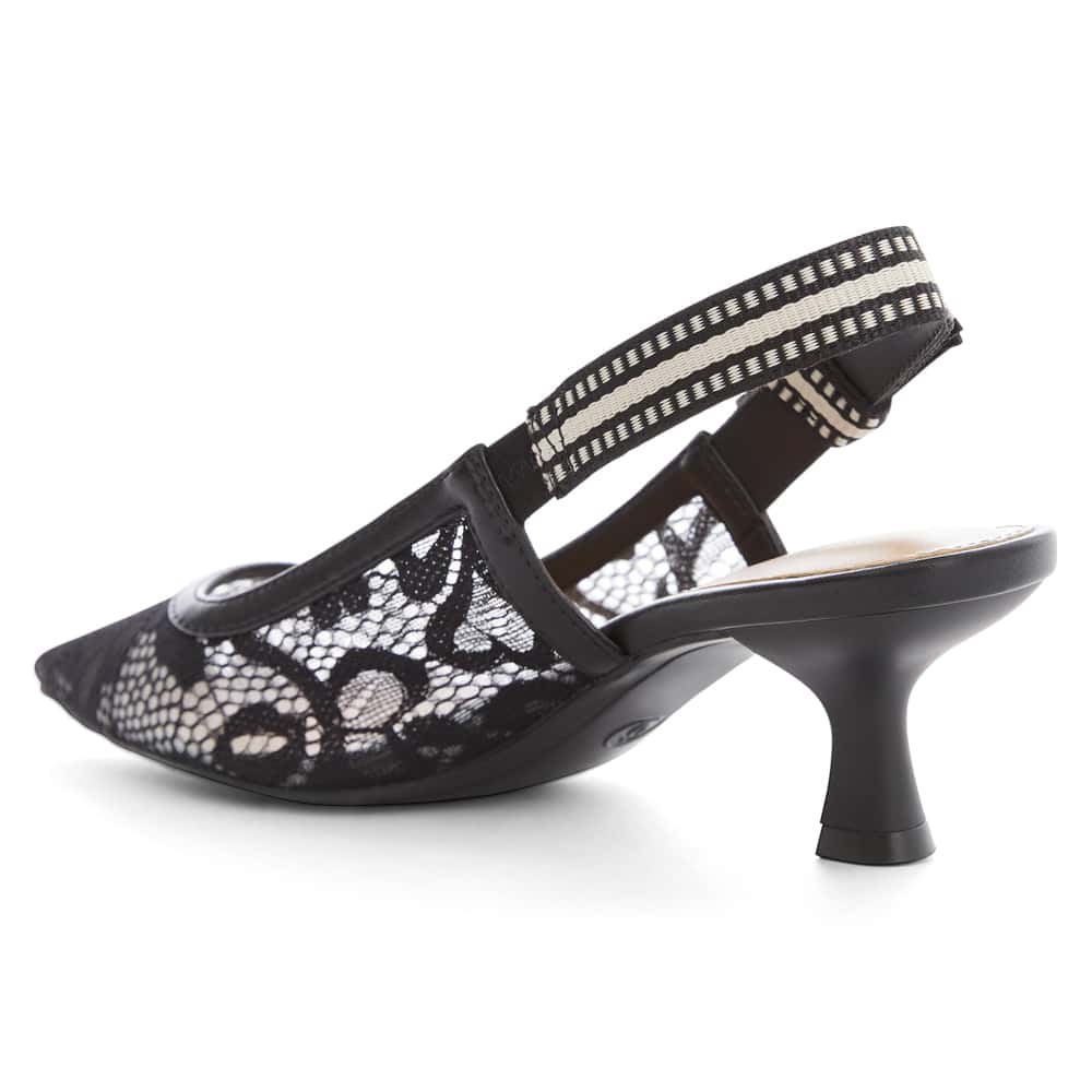 Olivia Heel in Black