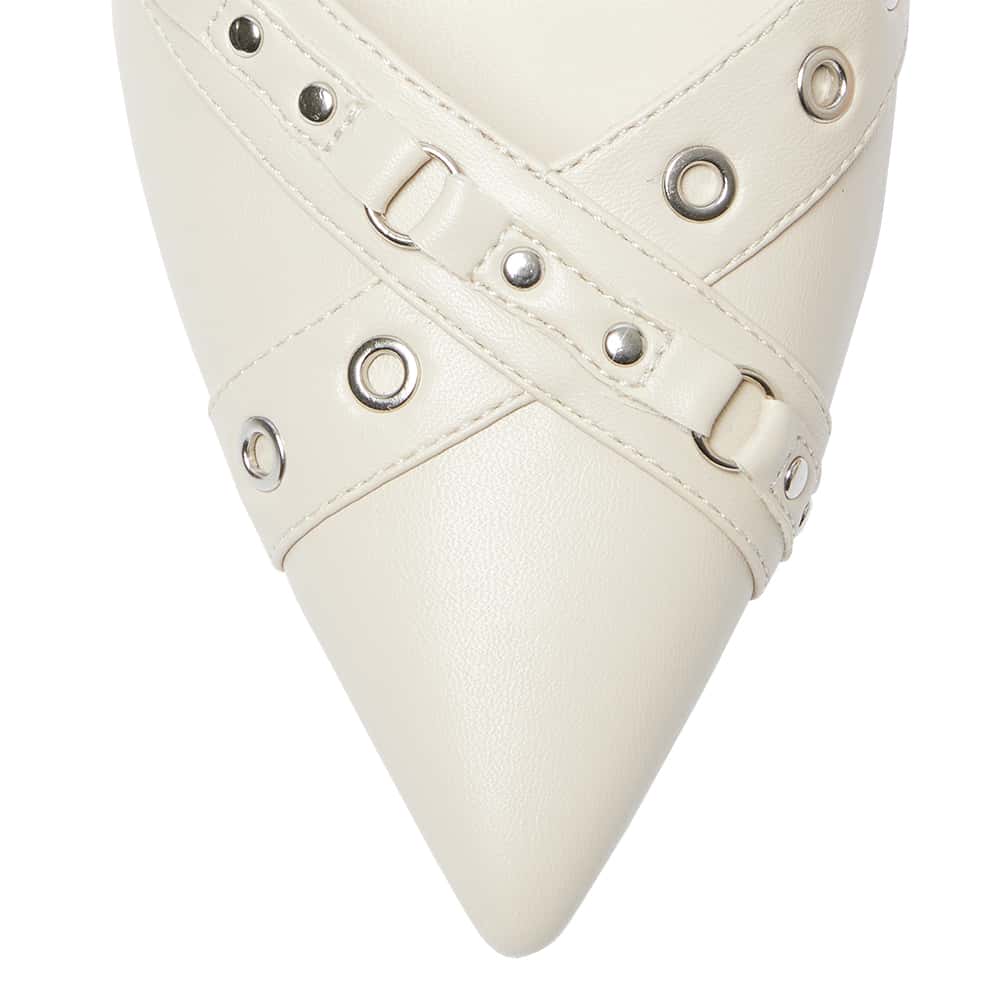 Sutton Heel in Bone Smooth