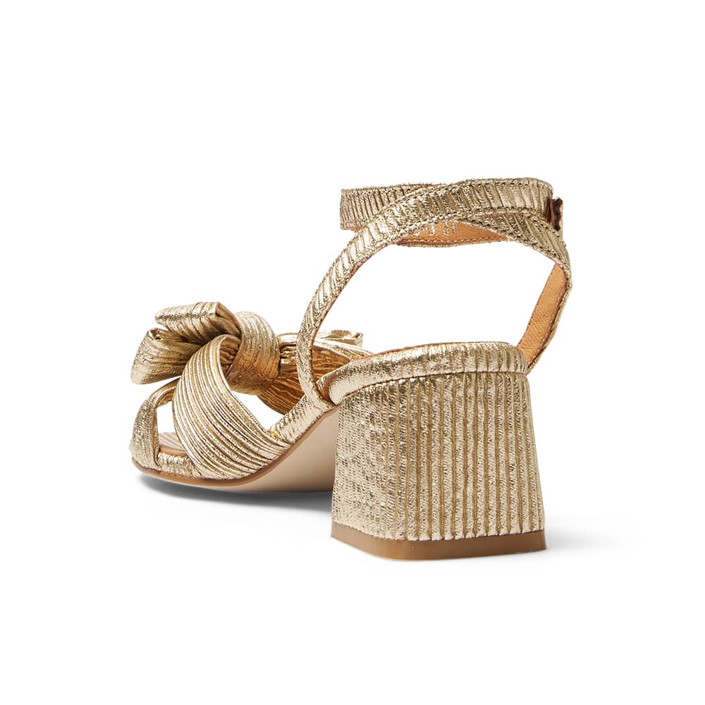 Tiara Heel in Gold Pleat