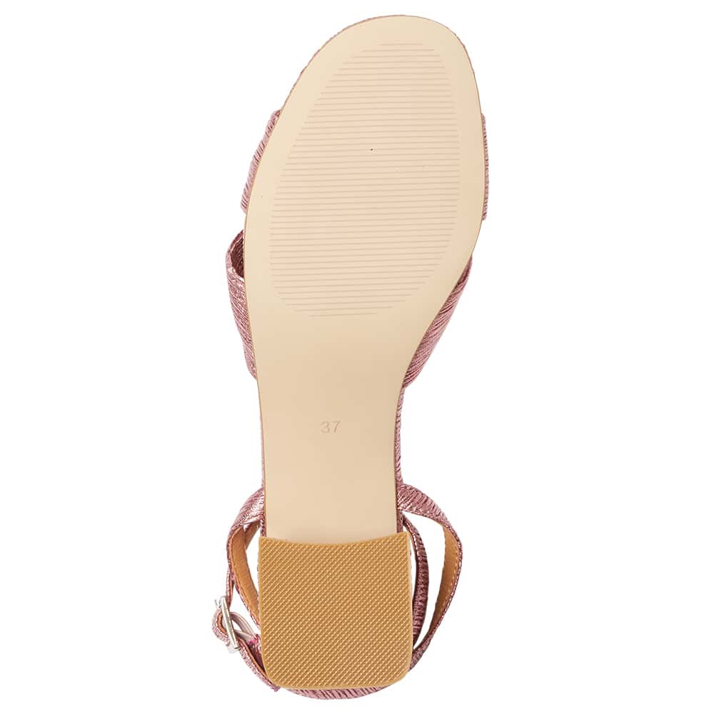 Tiara Heel in Rose Pleat