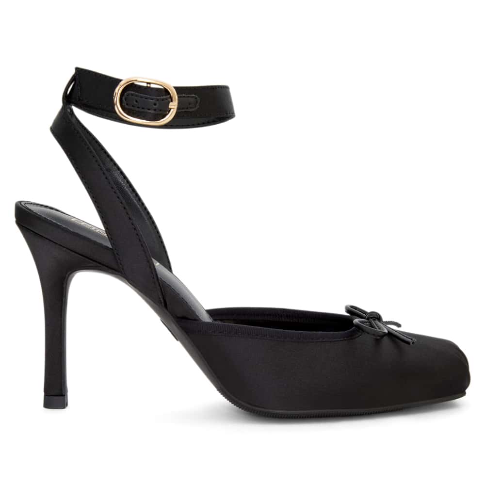 Vanessa Heel in Black