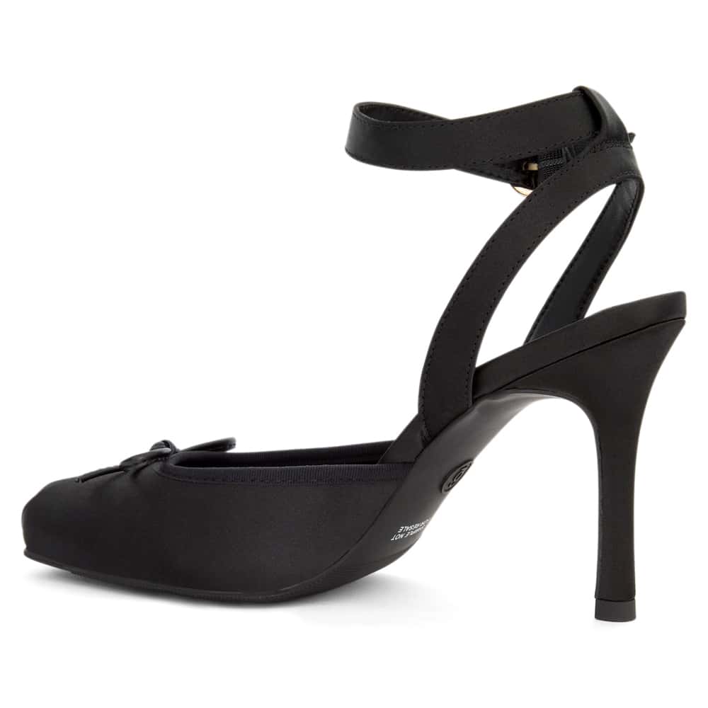 Vanessa Heel in Black