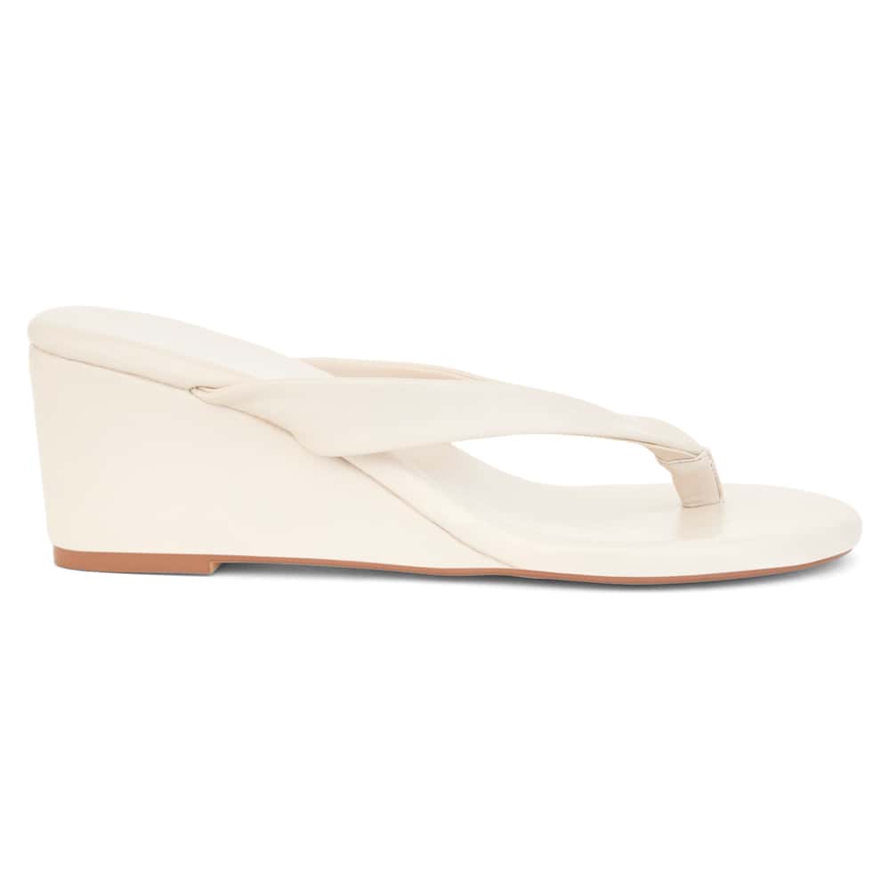 Alana Heel in Bone