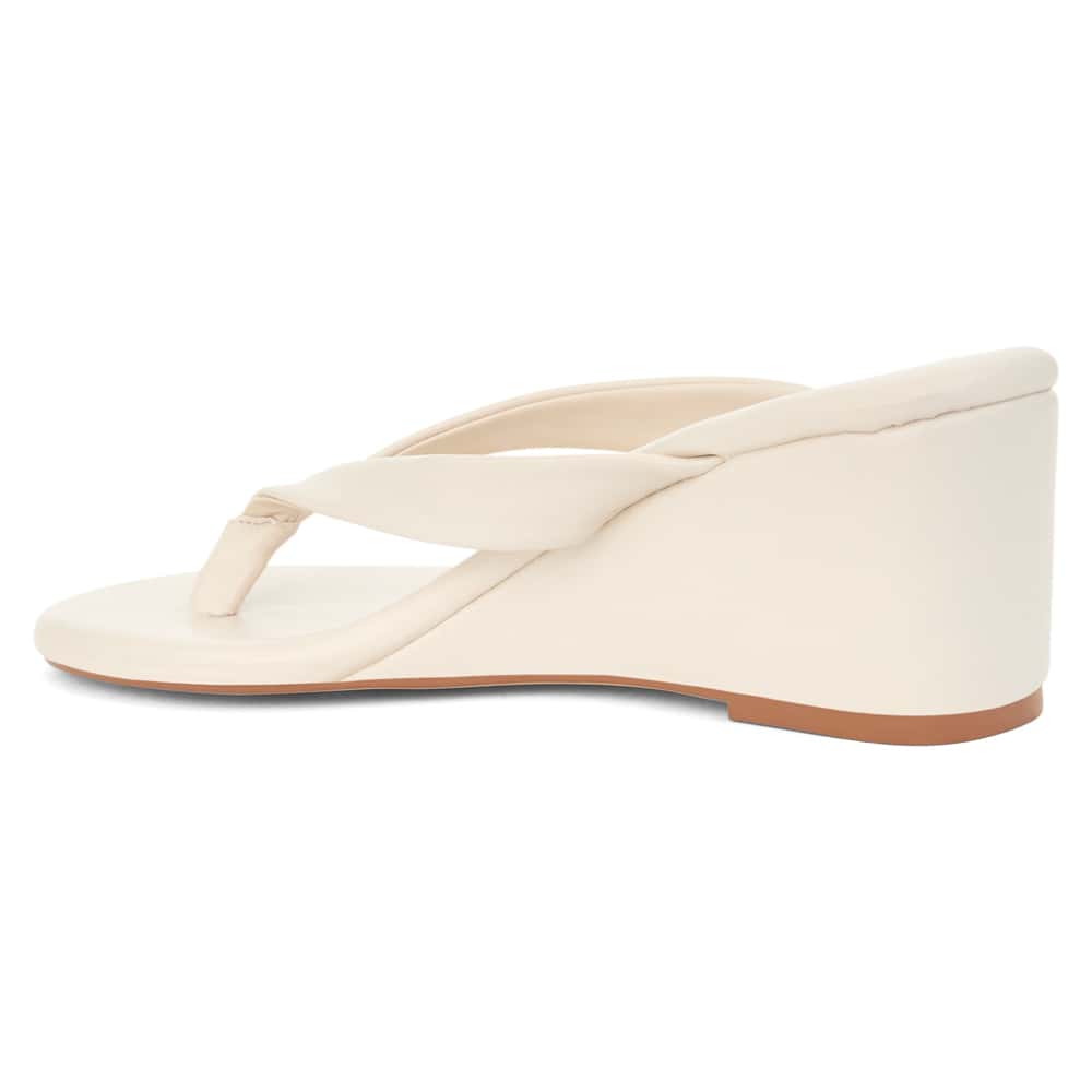 Alana Heel in Bone
