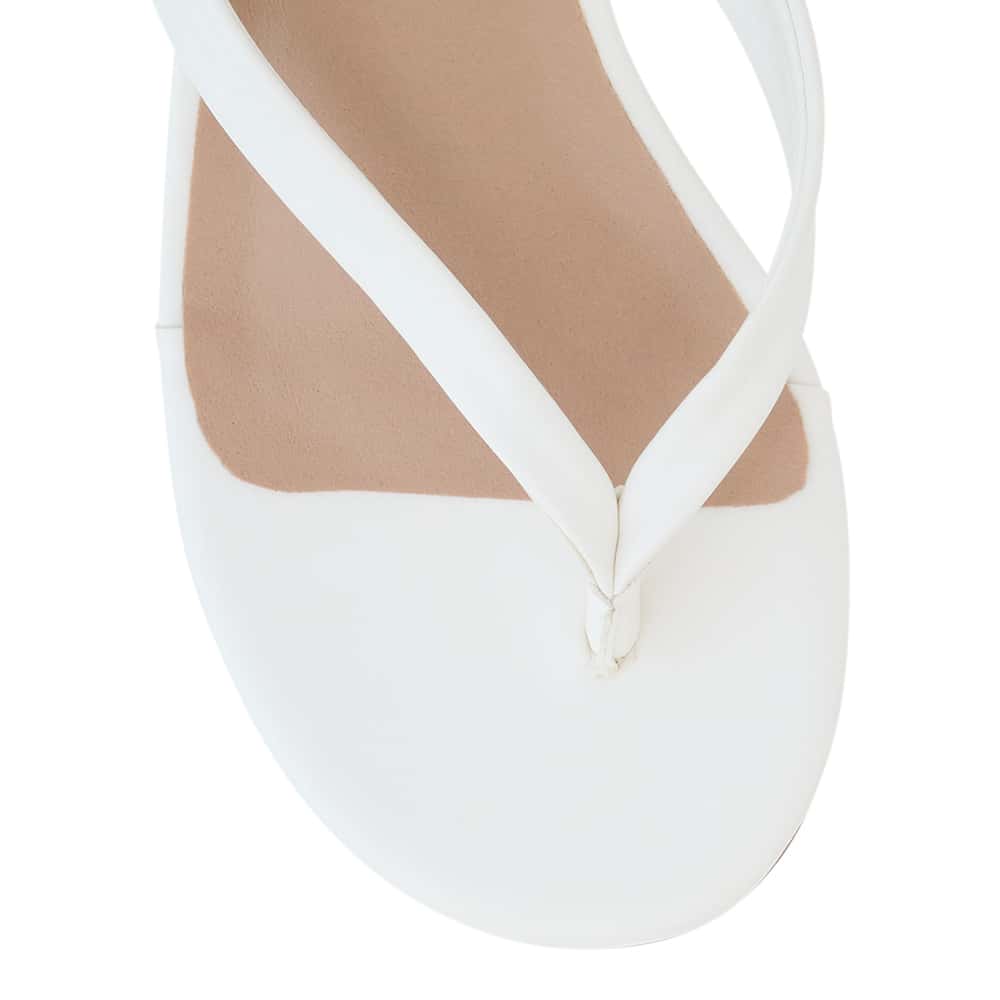 Amira Wedge in White