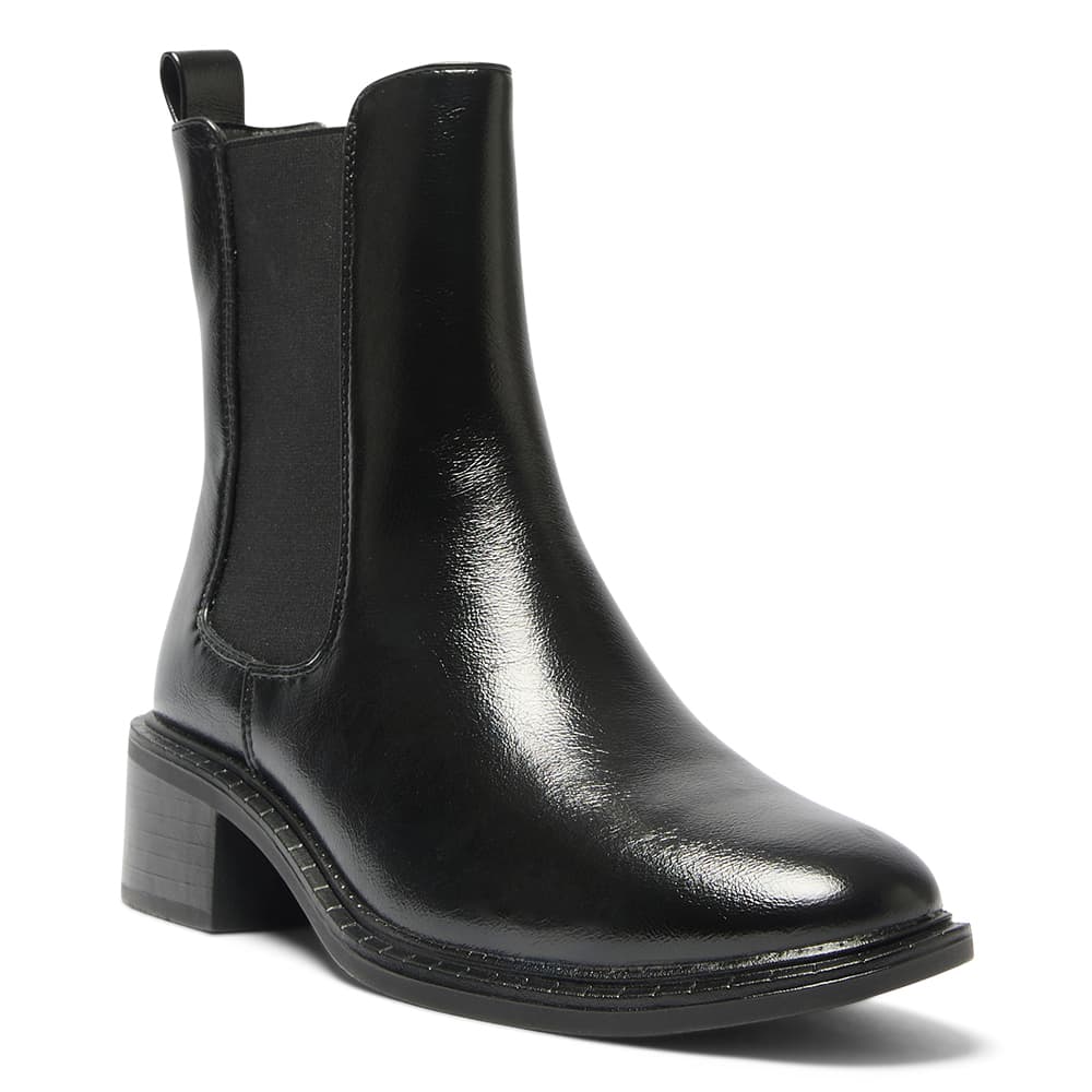 Bedford Boot in Black Crinkle