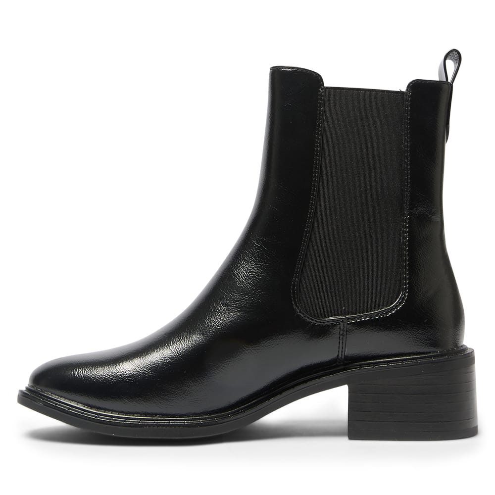 Bedford Boot in Black Crinkle