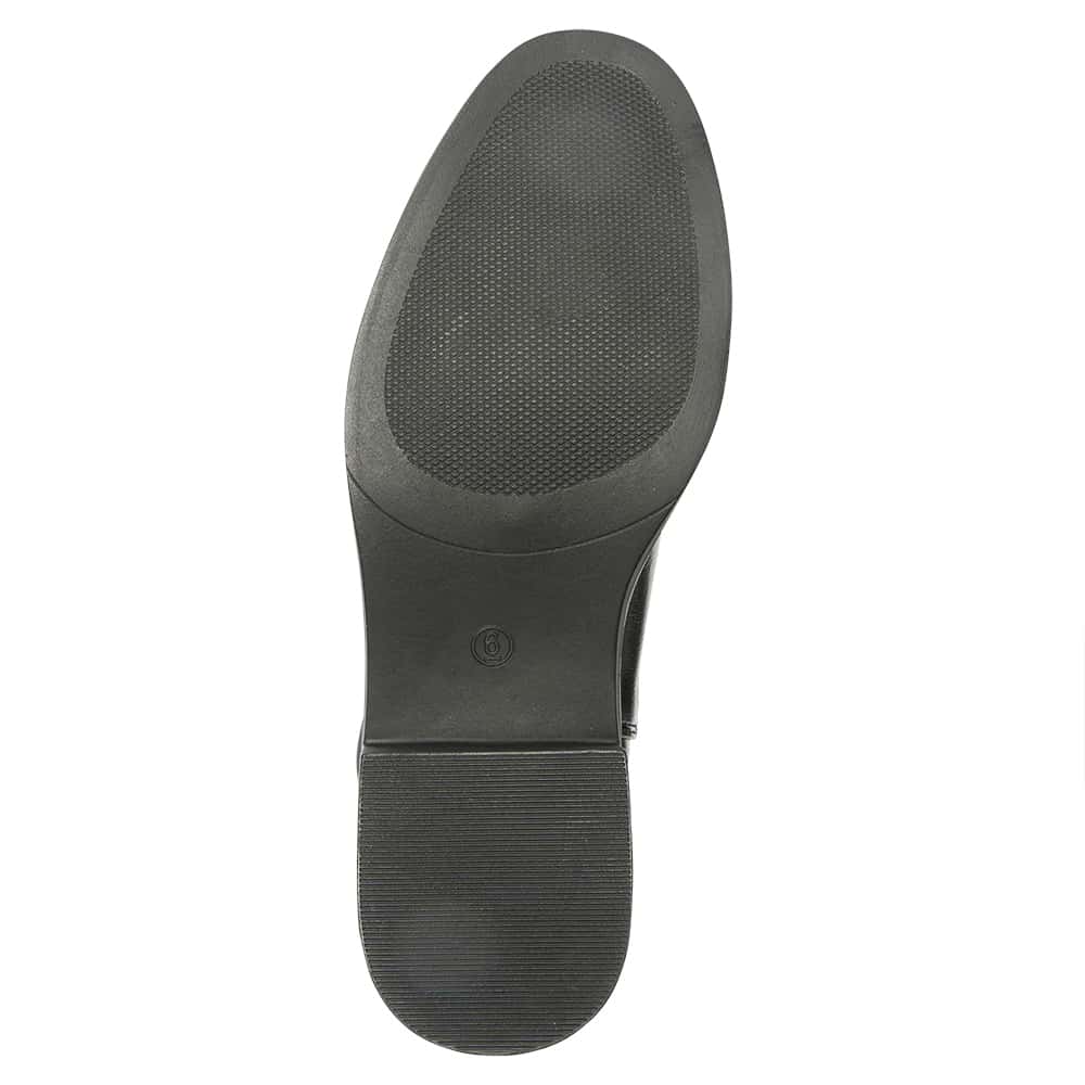 Bedford Boot in Black Crinkle