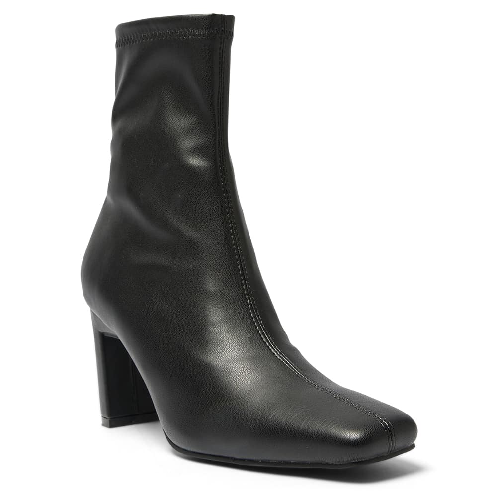 Vista Boot in Black