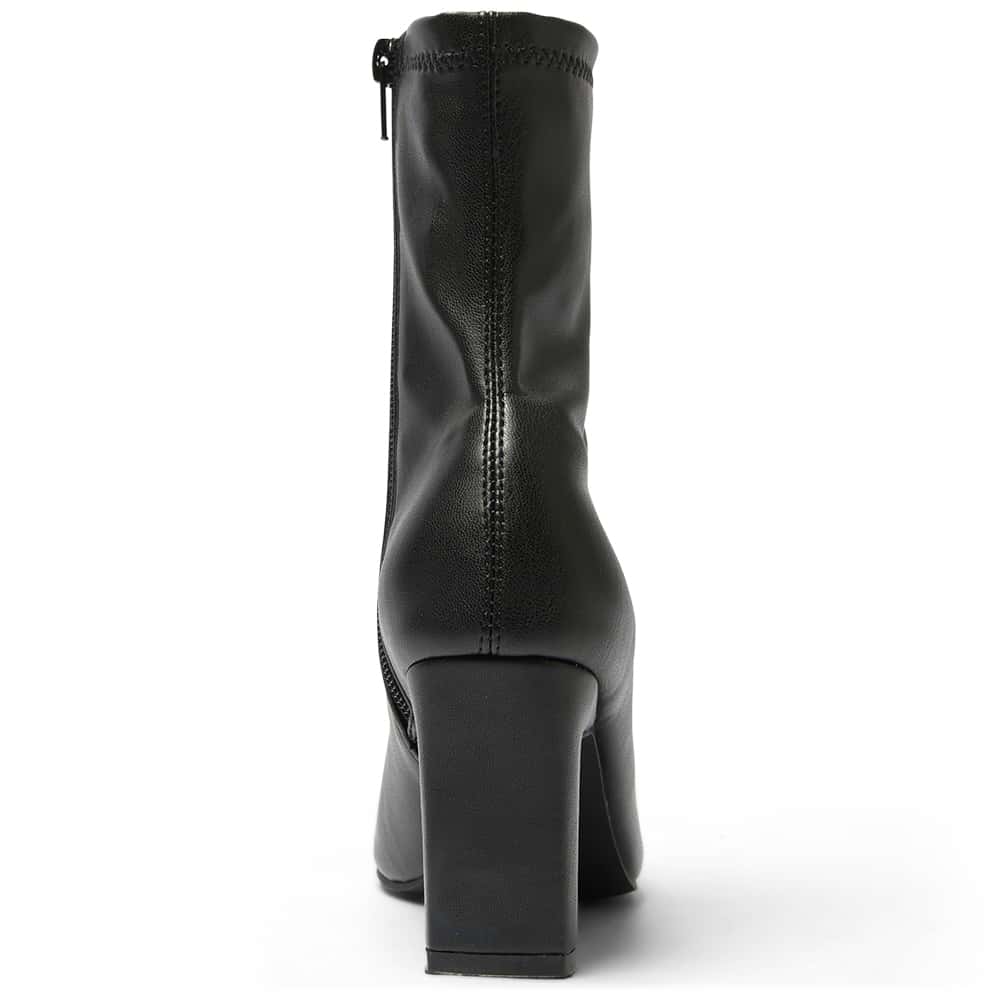 Vista Boot in Black