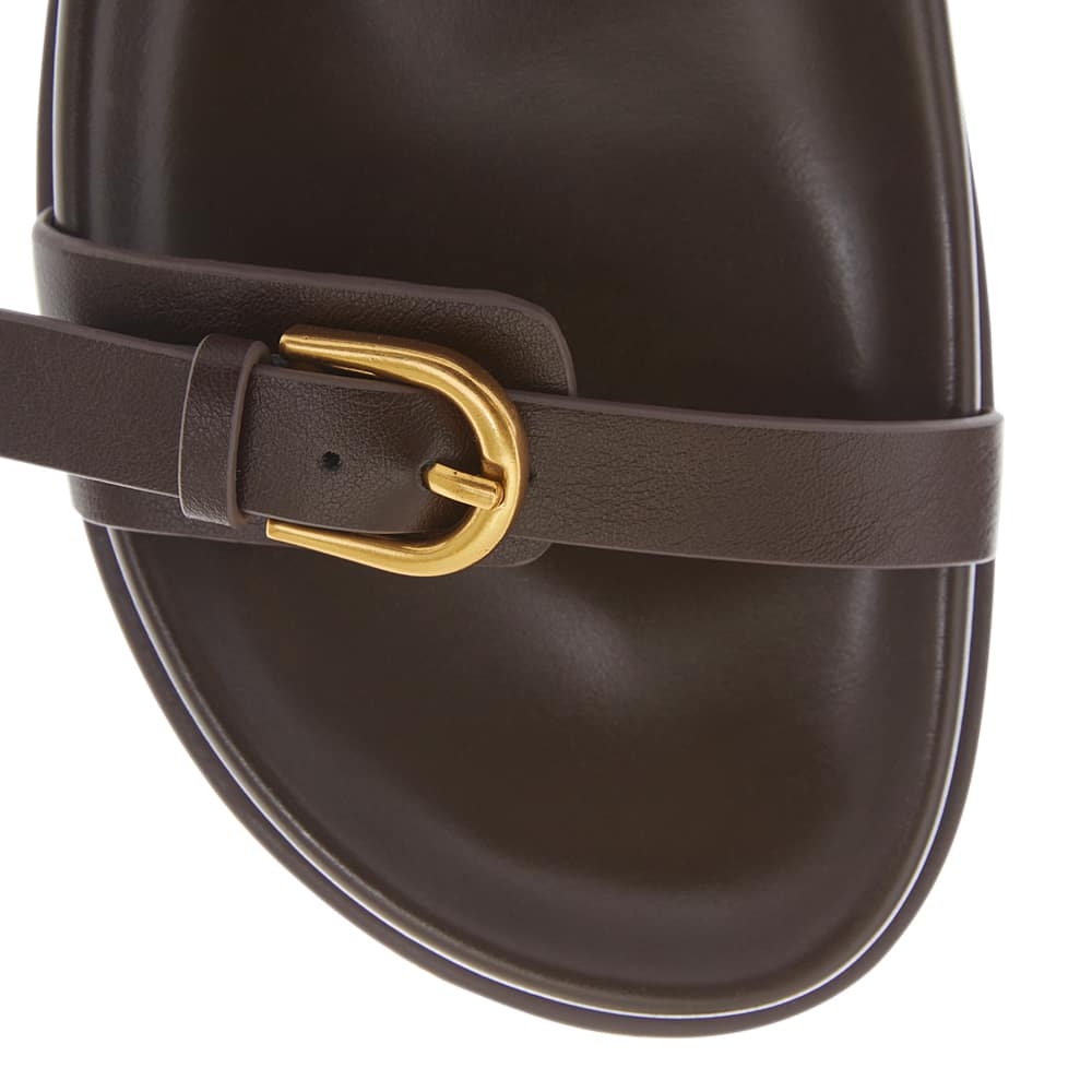 Carina Slide in Chocolate Smooth Smooth