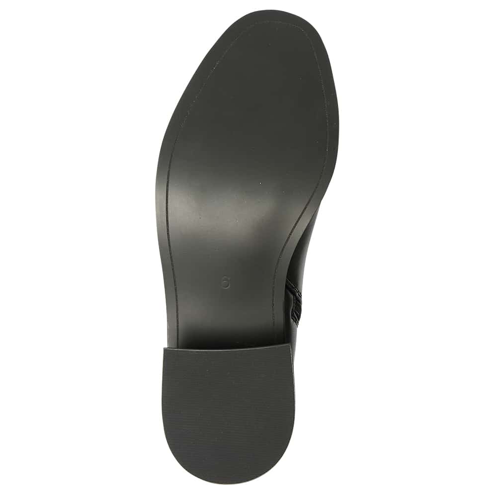 Carson Boot in Black