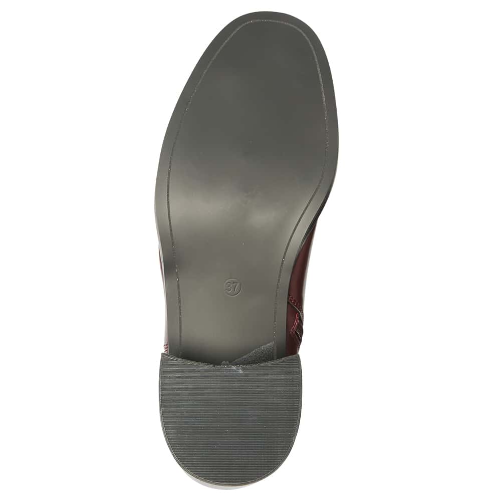 Carson Boot in Wine Smooth