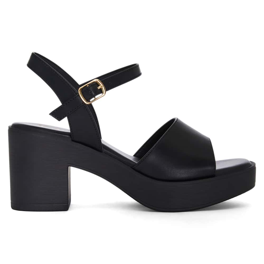 Chelsea Heel in Black/black Smooth Smooth