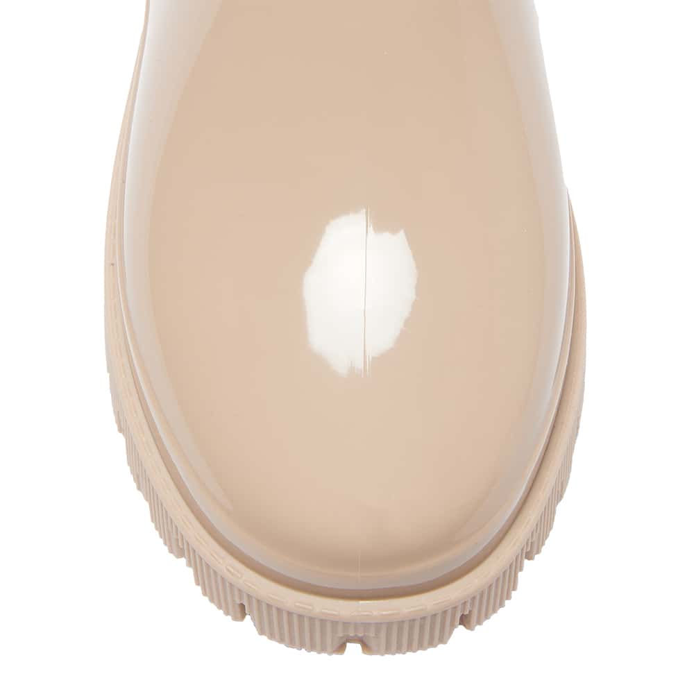 Cloudy Boot in Camel Shiny