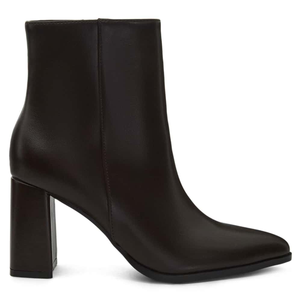 Coco Boot in Chocolate Smooth