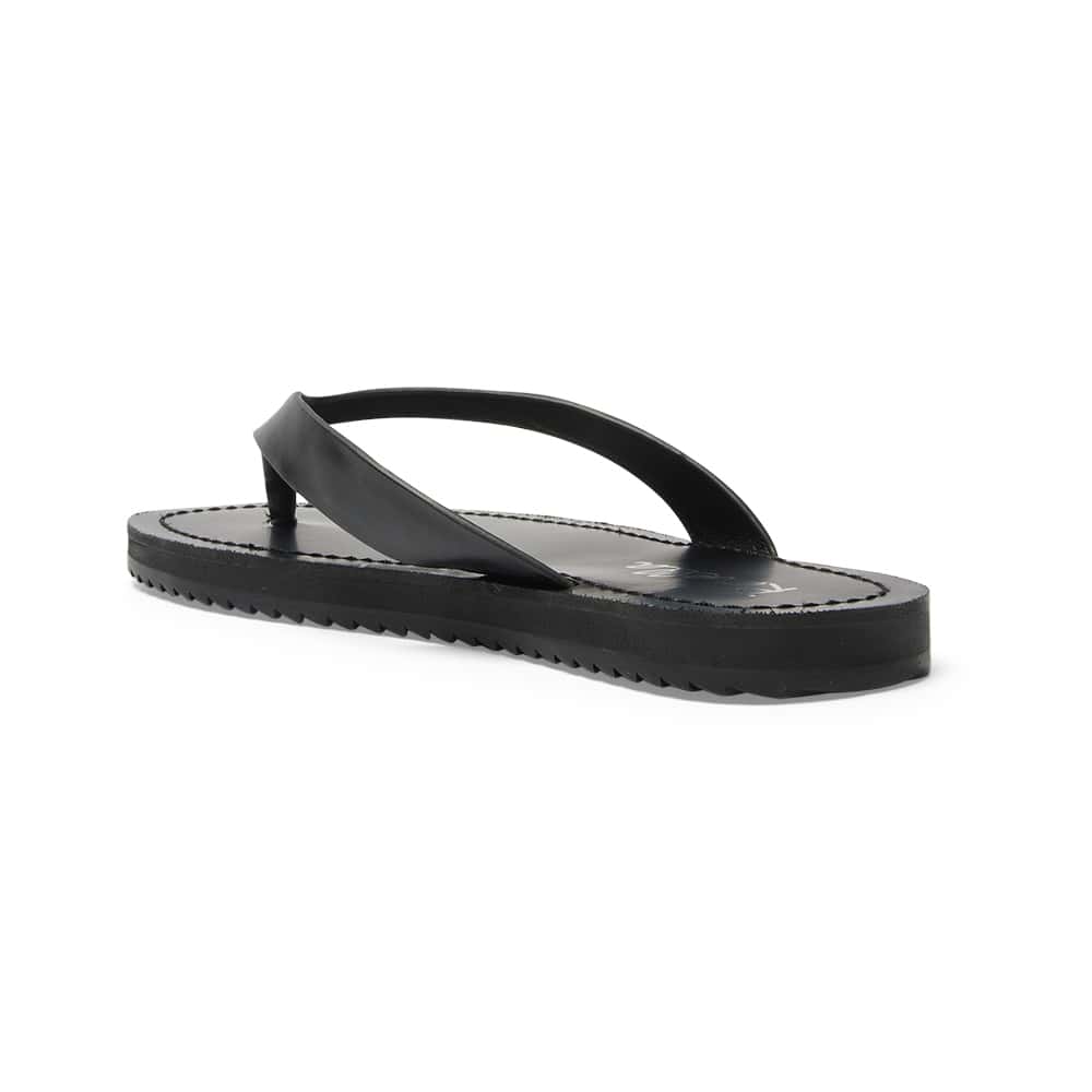Corfu Flat in Black Smooth