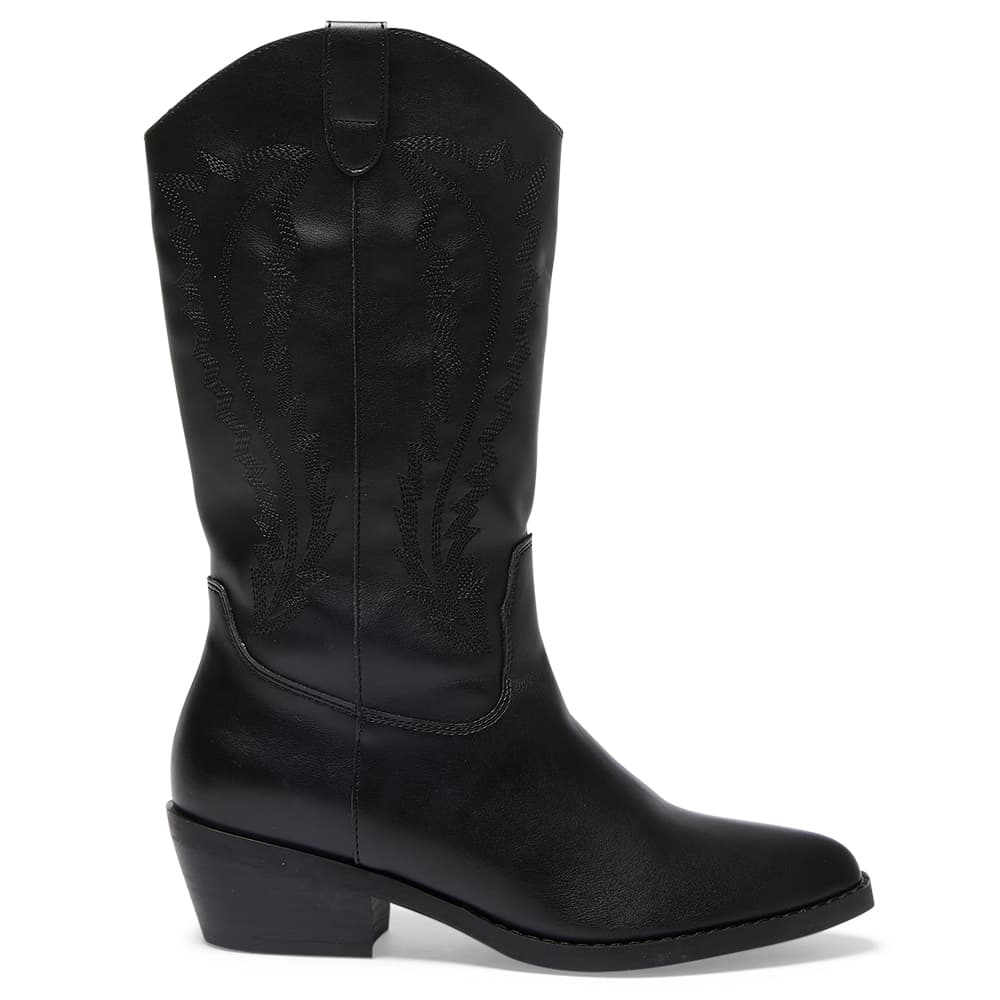 Cowboy Boot in Black Smooth