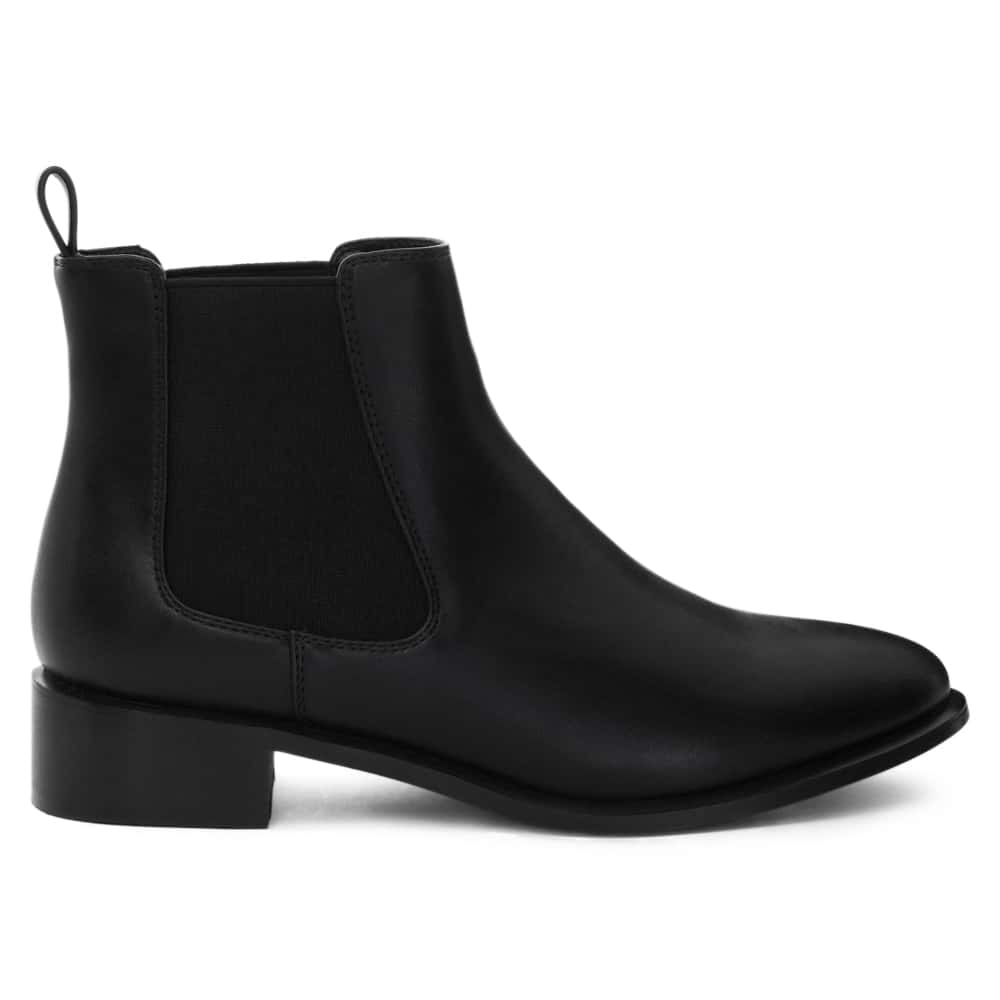 Denzel Boot in Black Smooth