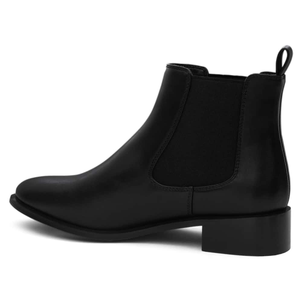 Denzel Boot in Black Smooth