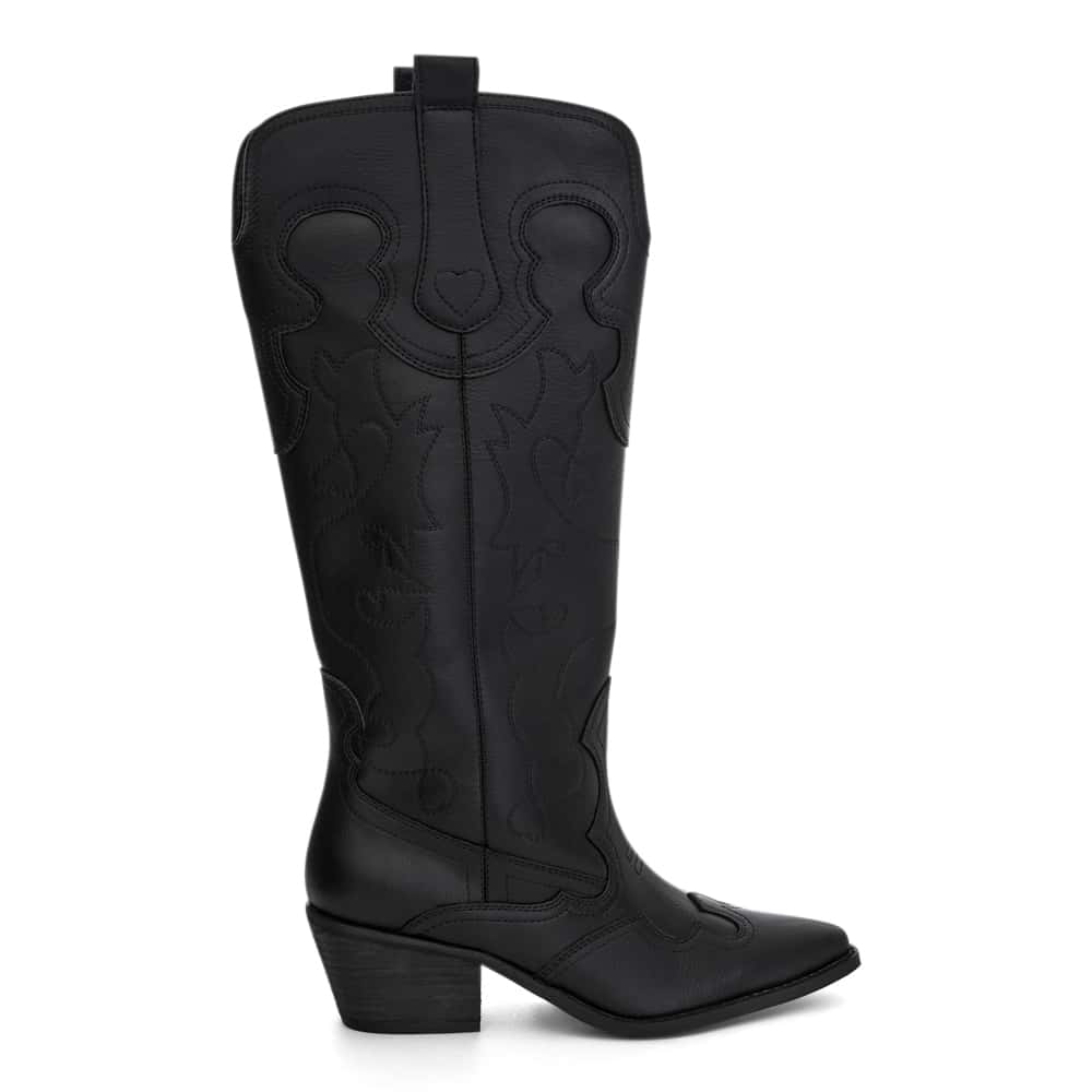 Dusty Boot in Black Smooth