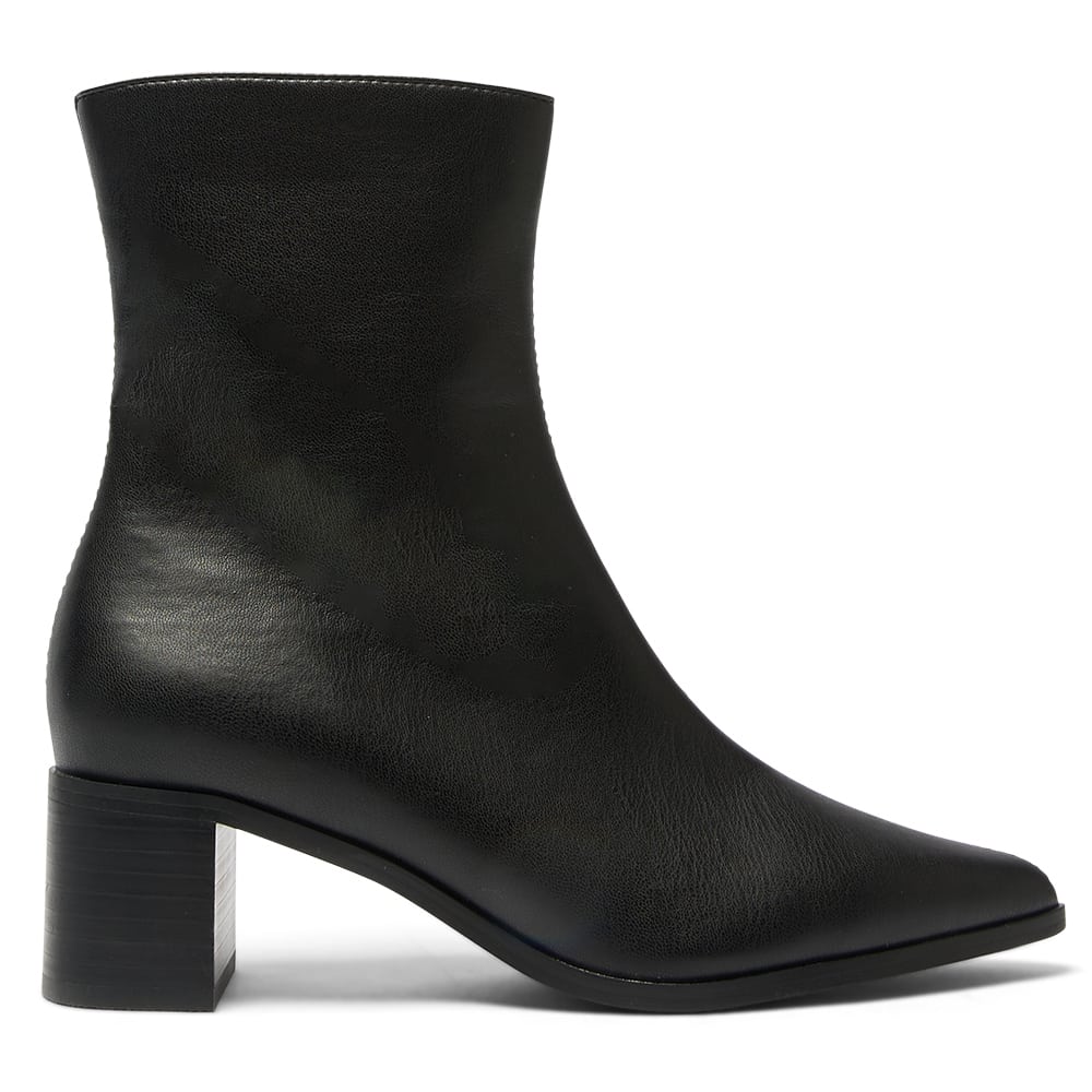 Eagle Boot in Black Smooth