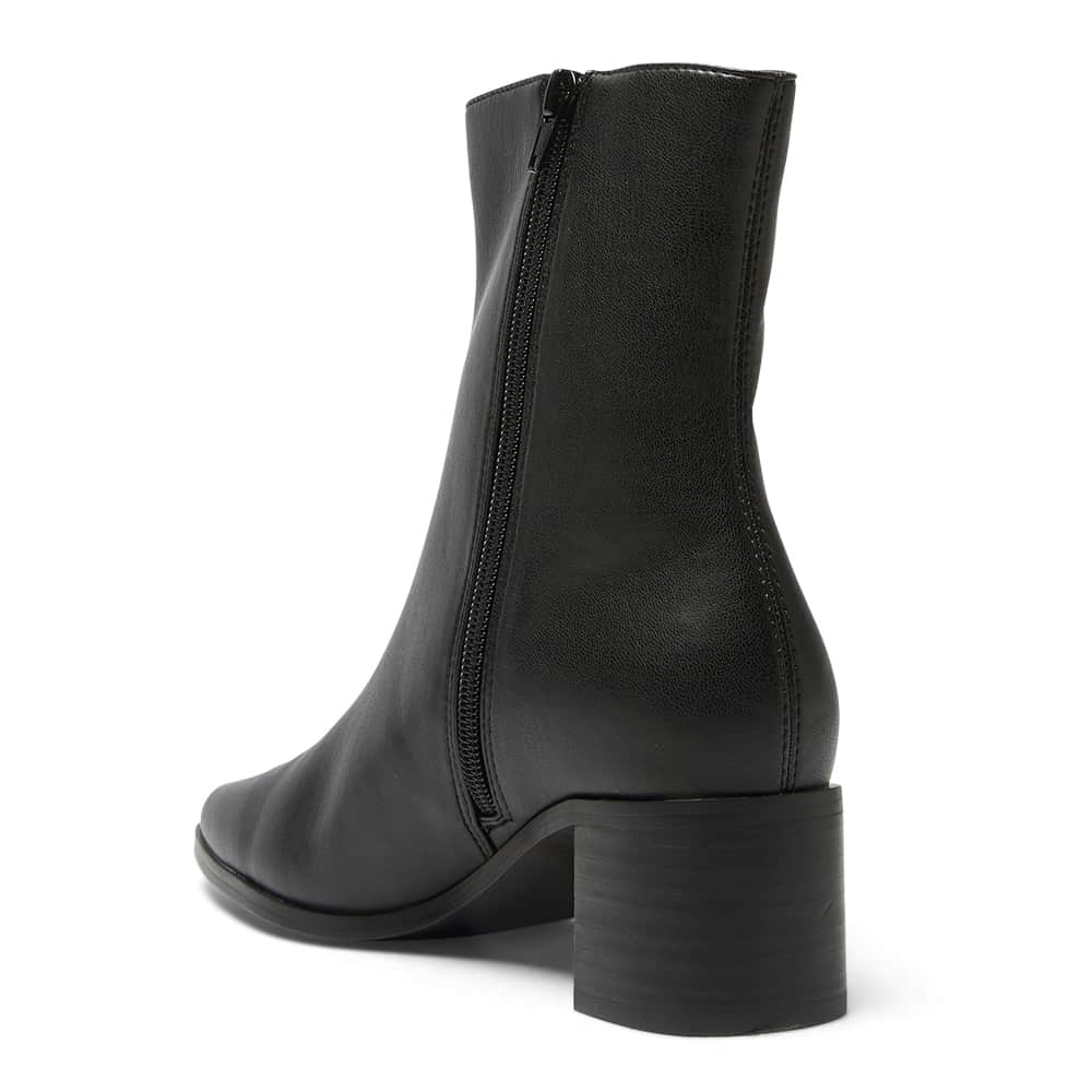 Eagle Boot in Black Smooth
