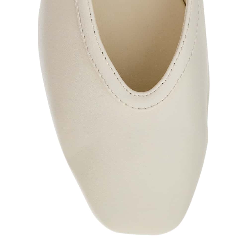 Emily Ballet Flat in Ivory Smooth