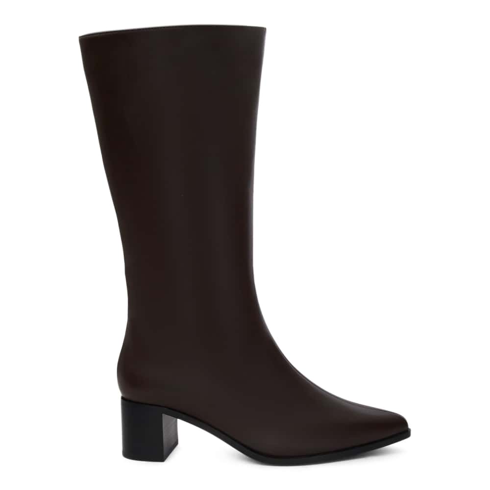 Everest Boot in Chocolate Smooth