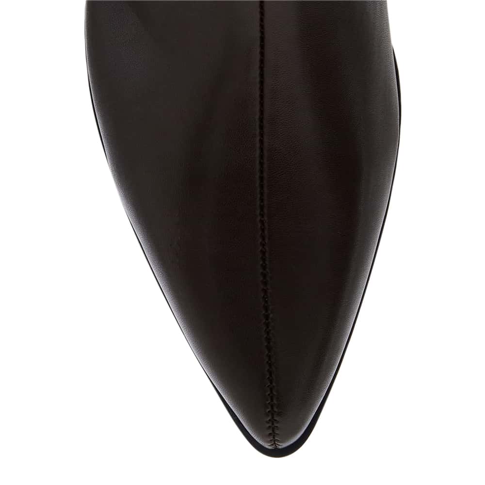 Everest Boot in Chocolate Smooth