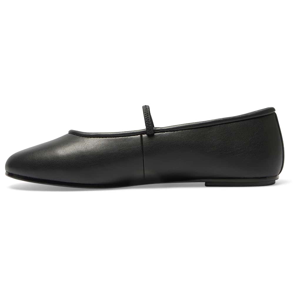 Frisco Ballet Flat in Black Smooth