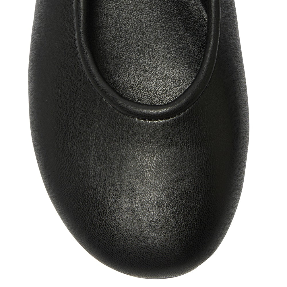 Frisco Ballet Flat in Black Smooth