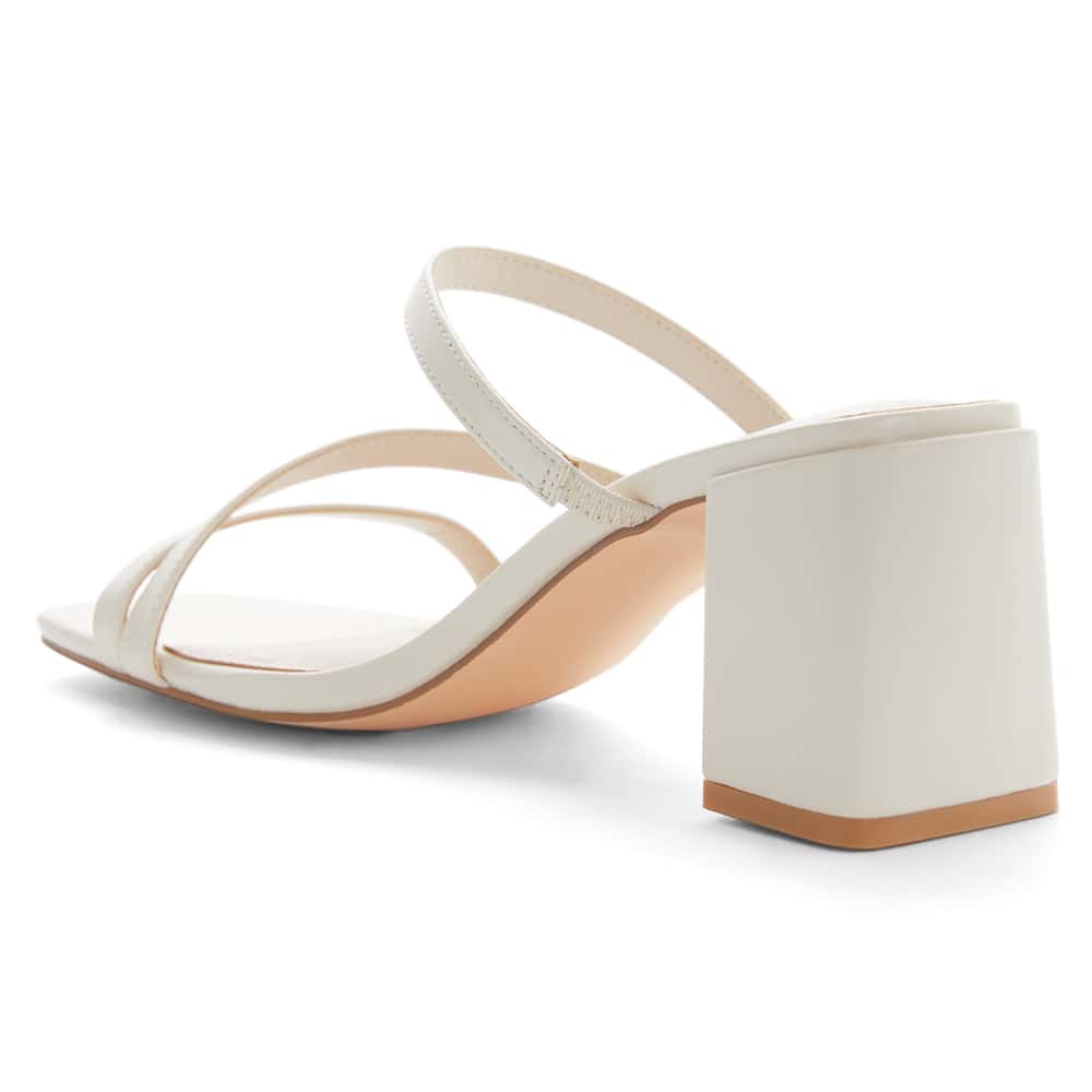 Geisha Heel in Bone