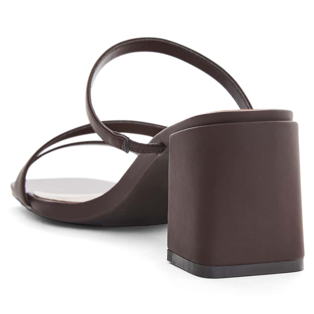 Geisha Heel in Chocolate
