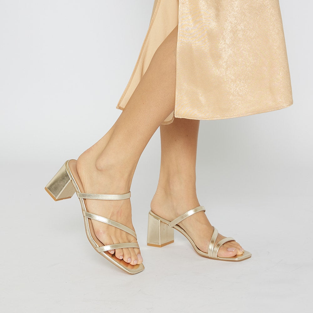 Geisha Heel in Soft Gold Smooth