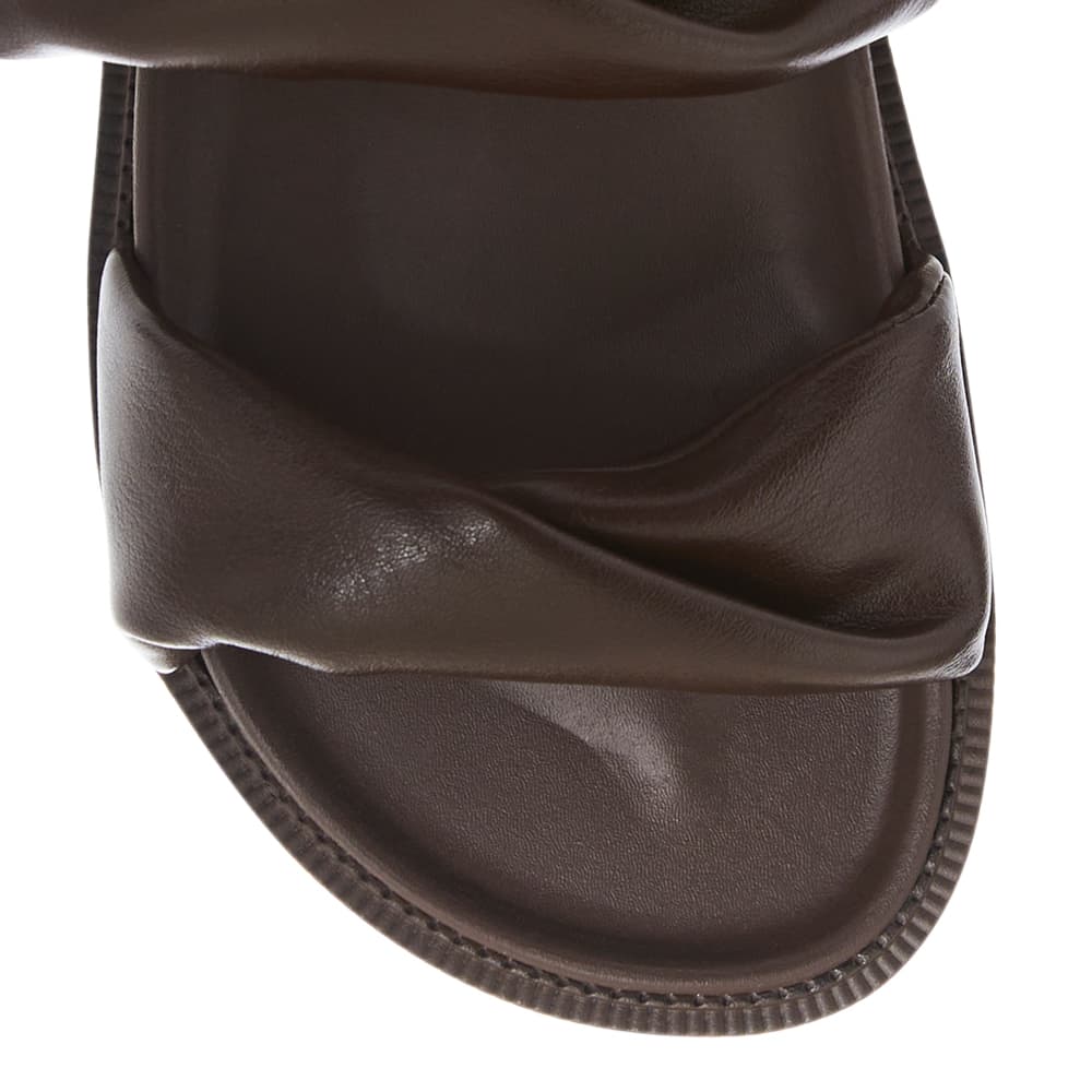 Ginny Slide in Chocolate Smooth