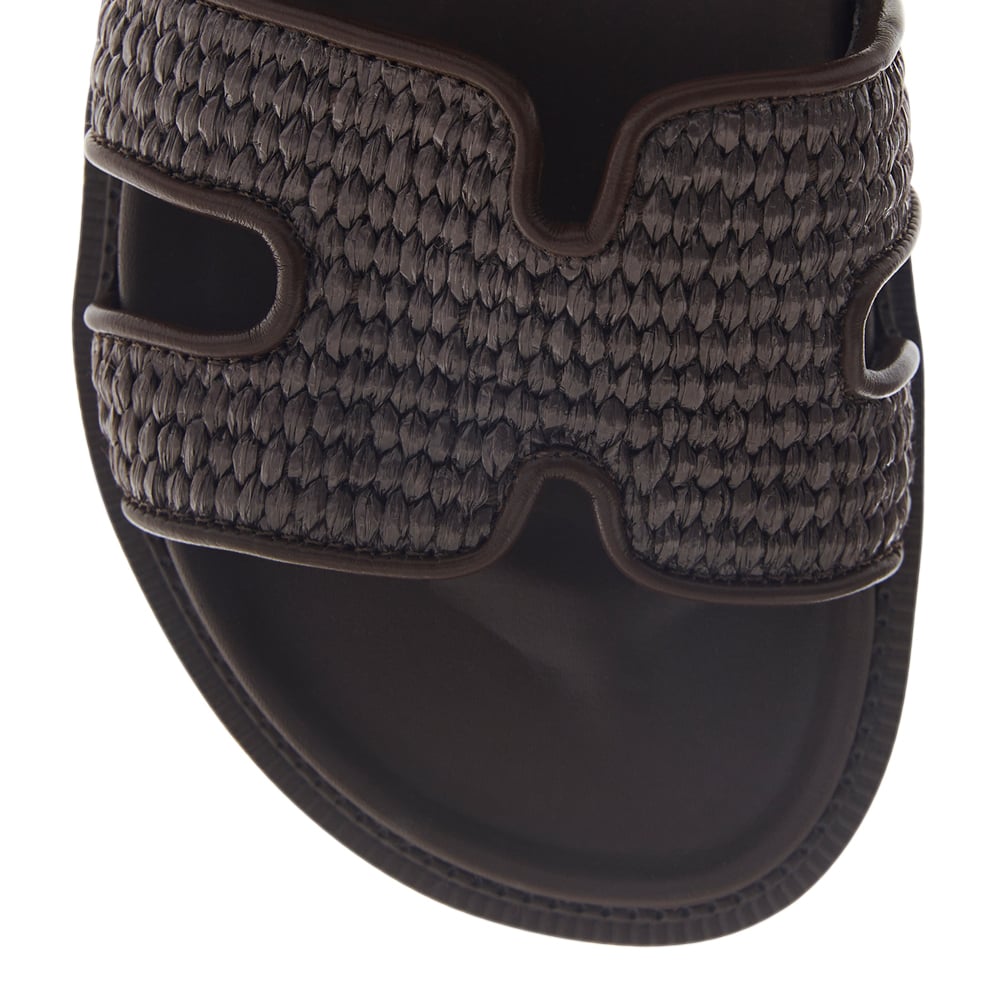 Guru Slide in Chocolate Raffia