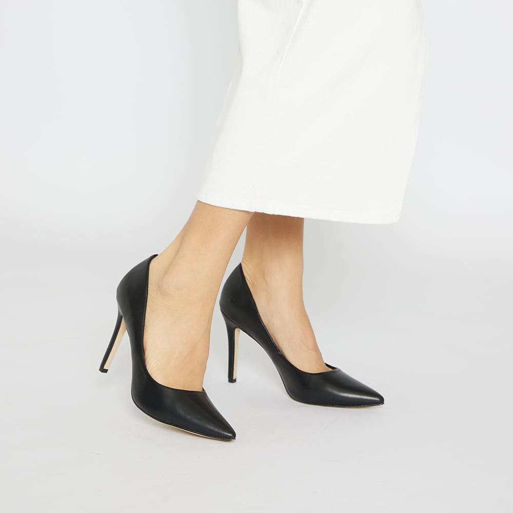 Harbour Heel in Black Smooth
