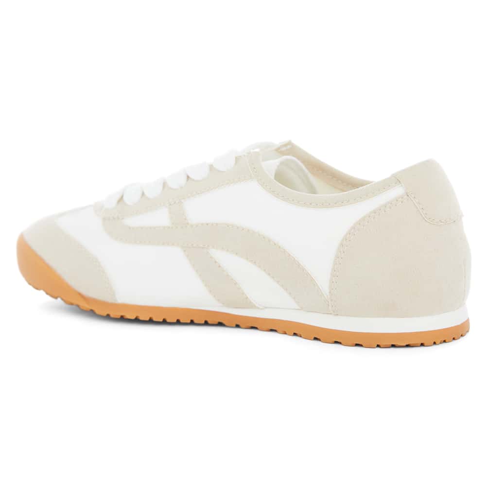 Harriet Sneaker in Taupe