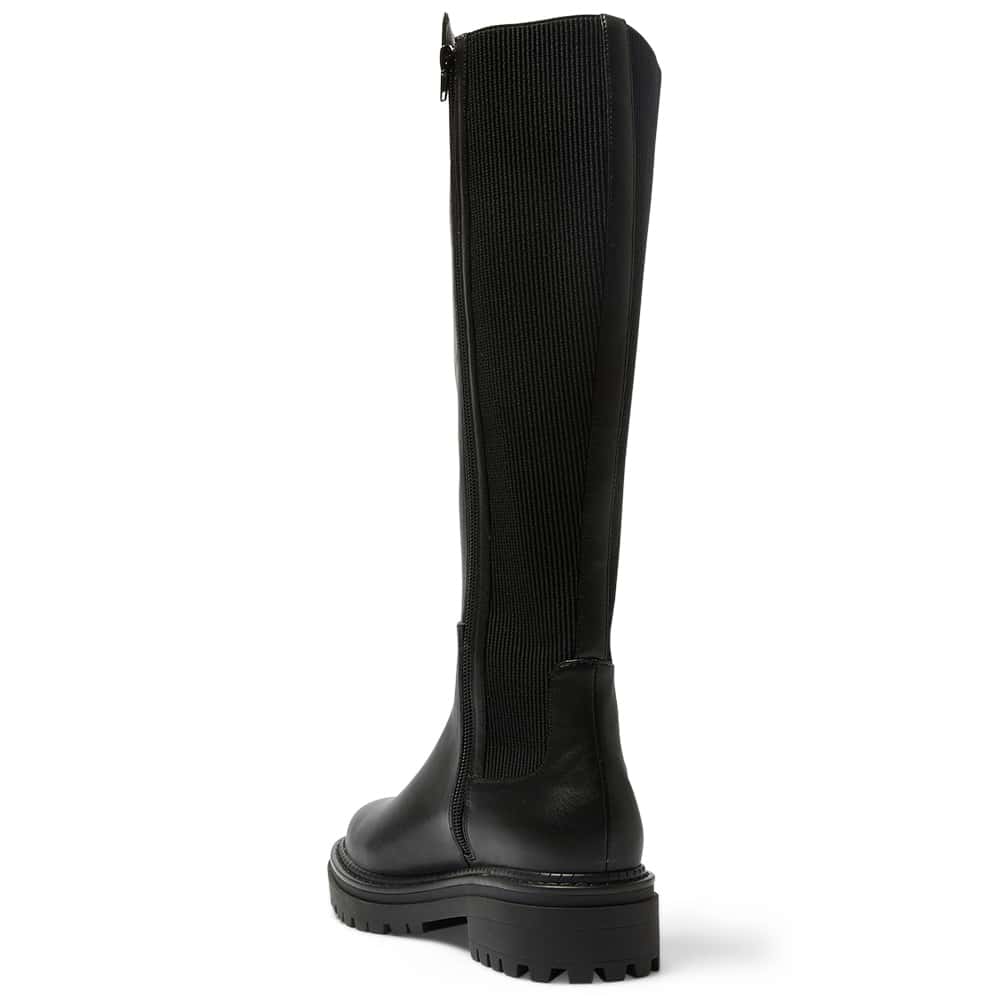 Hunter Boot in Black Smooth