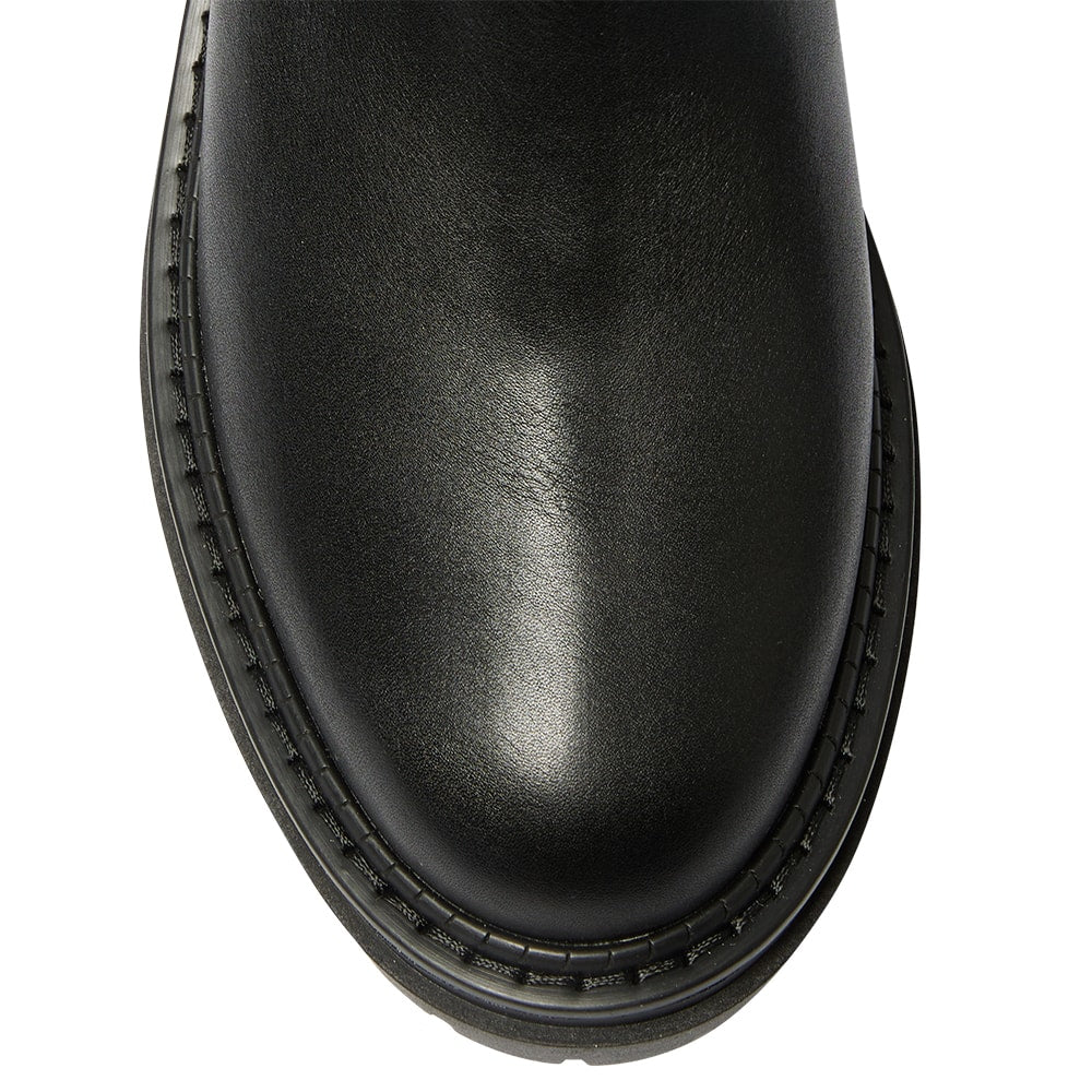 Hunter Boot in Black Smooth