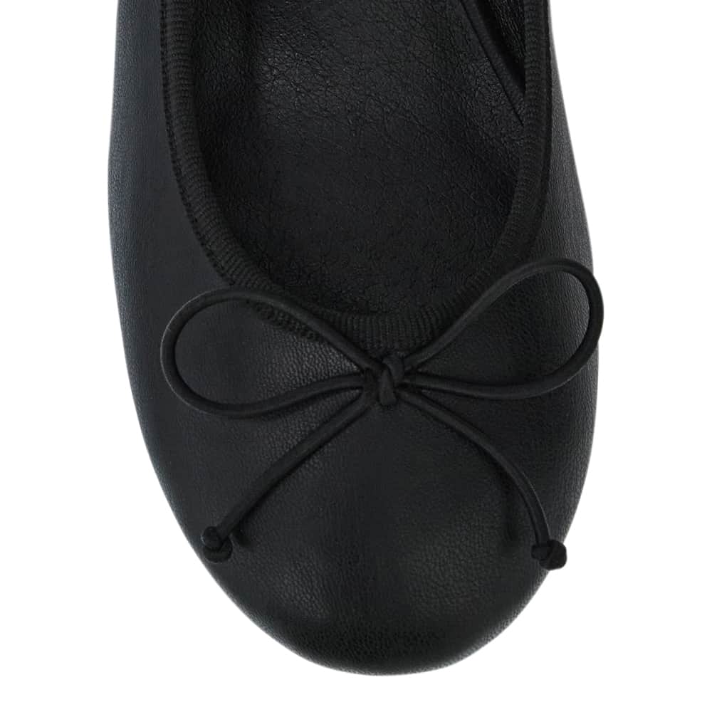 Janet Heel in Black Smooth