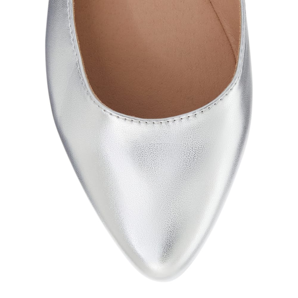 Joyce Ballet Flat in Silver Smooth