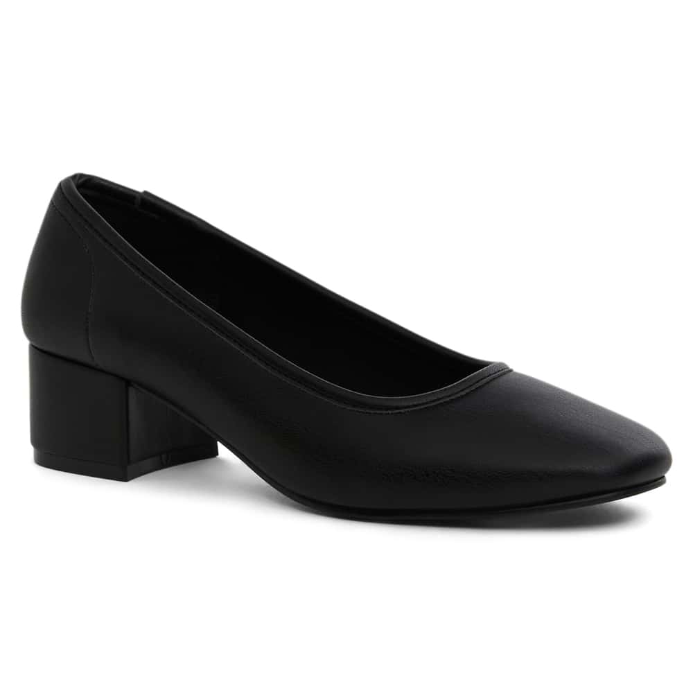 Kala Pumps in Black Smooth