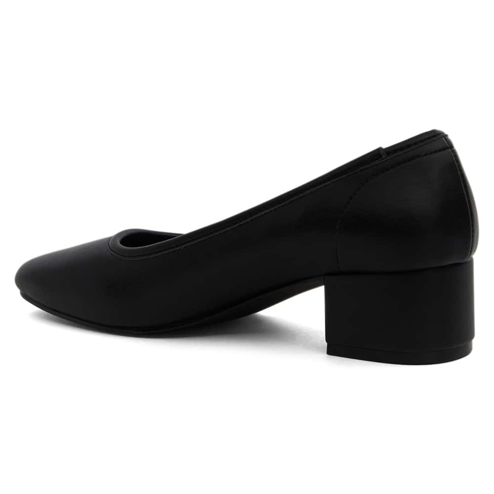 Kala Pumps in Black Smooth