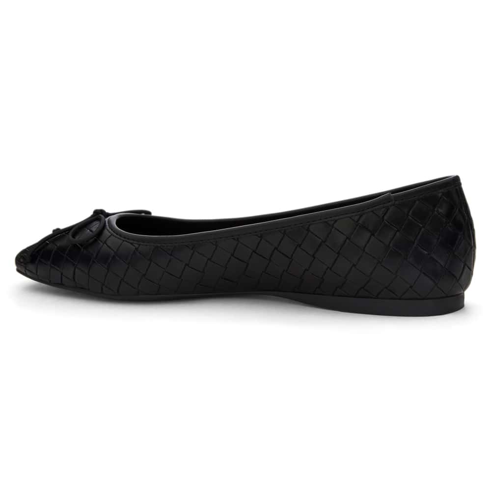 Kasey Ballet Flat in Black