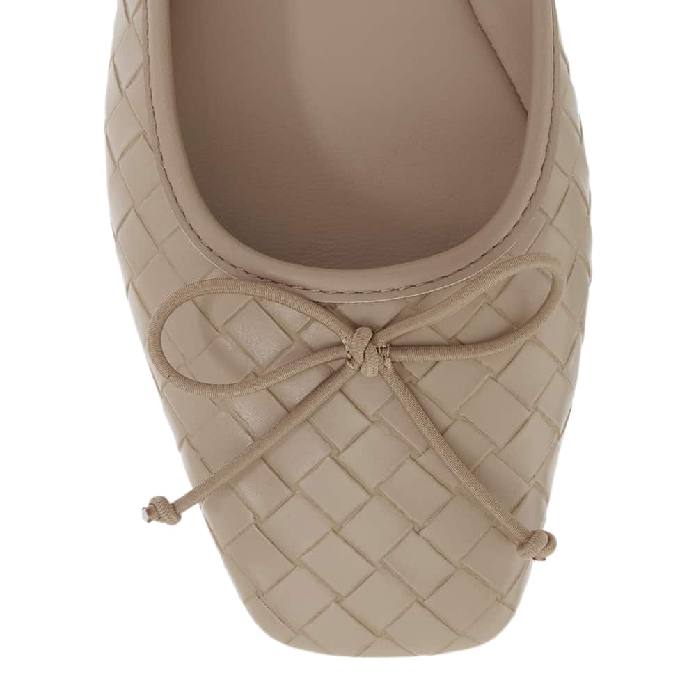 Kasey Ballet Flat in Nude