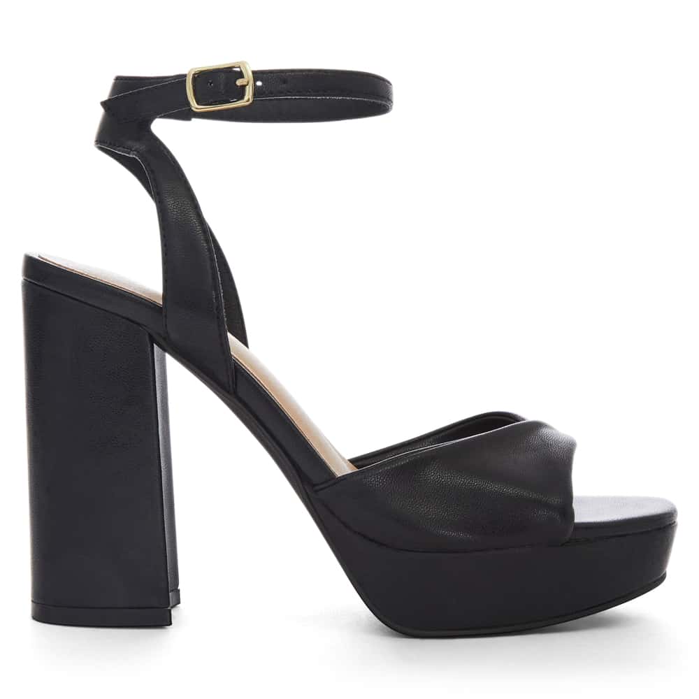 Lapelle Heel in Black Smooth